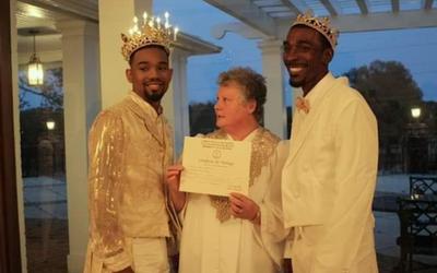 gail olberg with newlywed couple